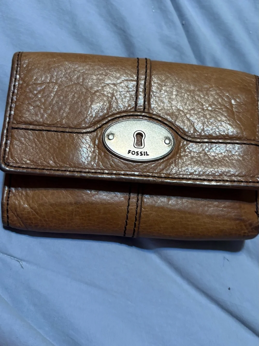 Fossil Cognac Brown Leather Wallet with Silver Logo Plate